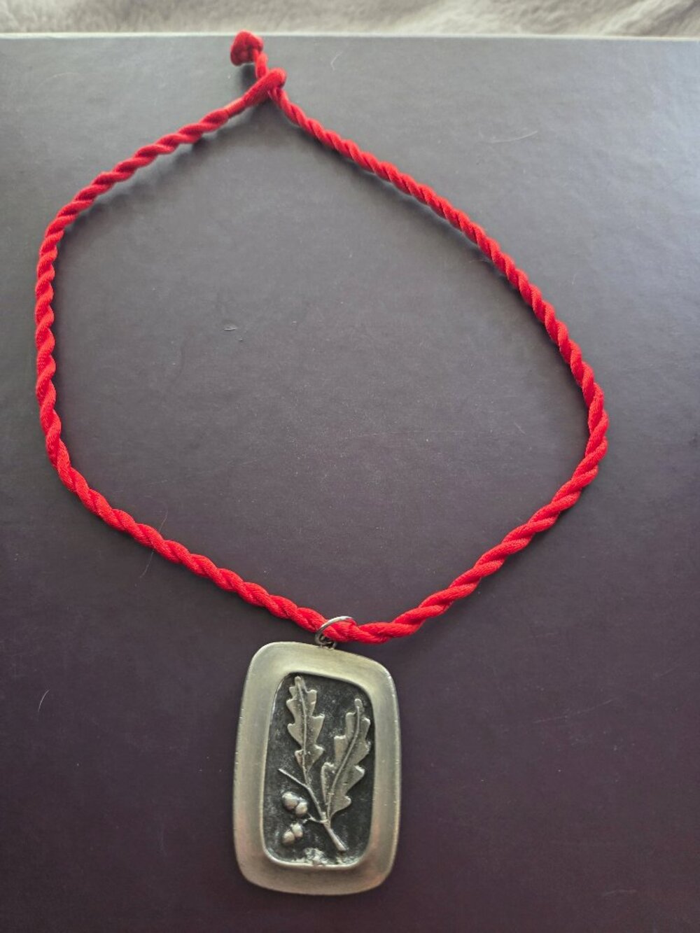 R Tennesmed Sweden Vintage Pewter Oak Leaf Pendant Necklace on Red Cord